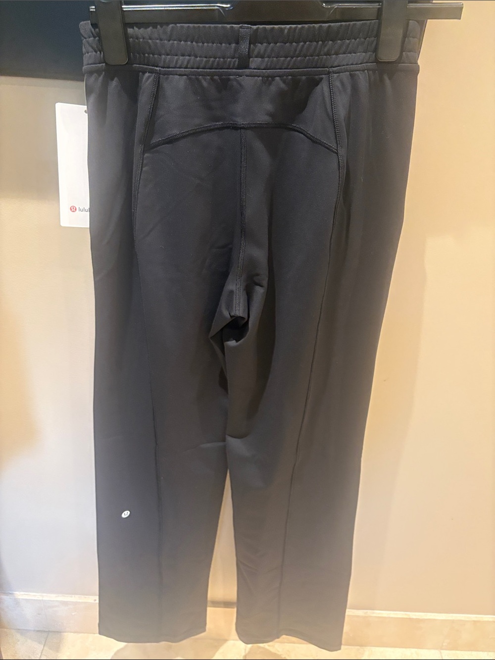 Womans Lululemon Define Mid Rise Track Pant - Picture 6 of 7